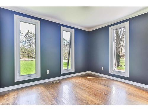 433 Middletown Road, Flamborough, ON - Indoor Photo Showing Other Room