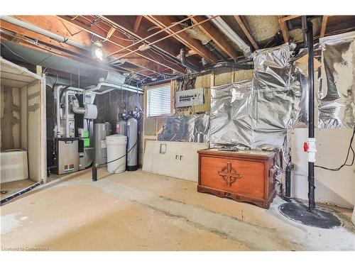 433 Middletown Road, Flamborough, ON - Indoor Photo Showing Basement