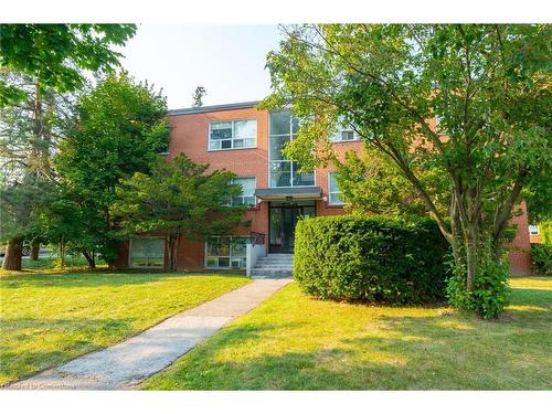 302-57 Mericourt Road, Hamilton, ON - Outdoor