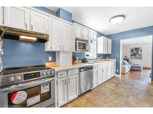 6398 Orchard Avenue, Niagara Falls, ON - Indoor Photo Showing Kitchen