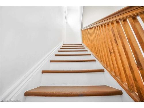 6398 Orchard Avenue, Niagara Falls, ON - Indoor Photo Showing Other Room