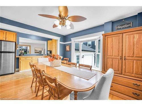 6398 Orchard Avenue, Niagara Falls, ON - Indoor Photo Showing Dining Room