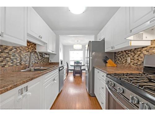 4-476 Grey Street, Brantford, ON - Indoor Photo Showing Kitchen With Double Sink