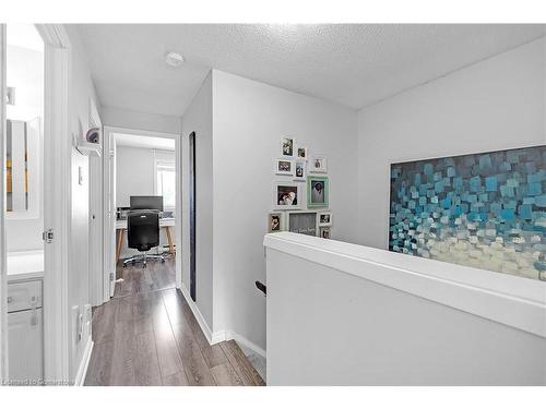 4-476 Grey Street, Brantford, ON - Indoor Photo Showing Other Room