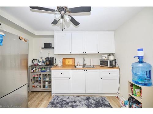 5-33 Lock Street, St. Catharines, ON - Indoor Photo Showing Kitchen With Double Sink