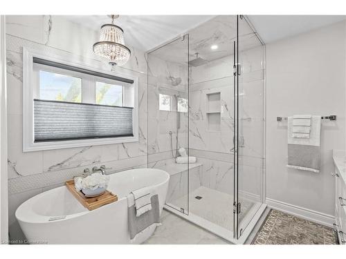 1432 Olga Drive, Burlington, ON - Indoor Photo Showing Bathroom