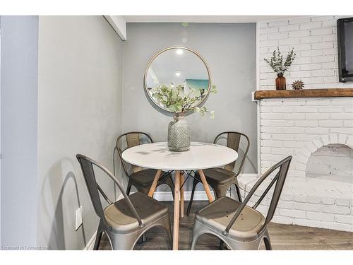 172 Hanover Place, Hamilton, ON - Indoor Photo Showing Dining Room