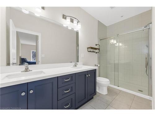 49 Dennis Drive, Smithville, ON - Indoor Photo Showing Bathroom