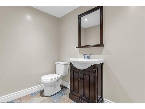 98 Memorial Avenue, Stoney Creek, ON - Indoor Photo Showing Bathroom