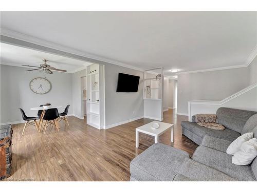 191 Limpert Avenue, Cambridge, ON - Indoor Photo Showing Living Room