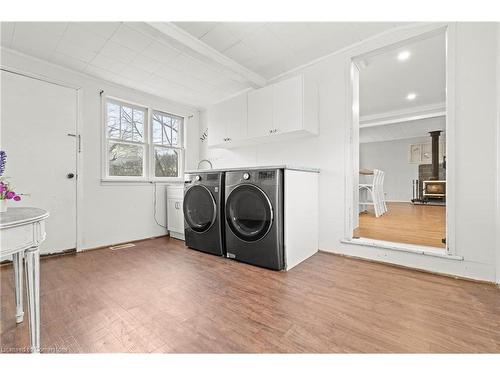 429 St. John'S Road E, Simcoe, ON - Indoor Photo Showing Laundry Room