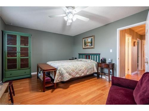 41 Jamieson Drive, Caledonia, ON - Indoor Photo Showing Bedroom