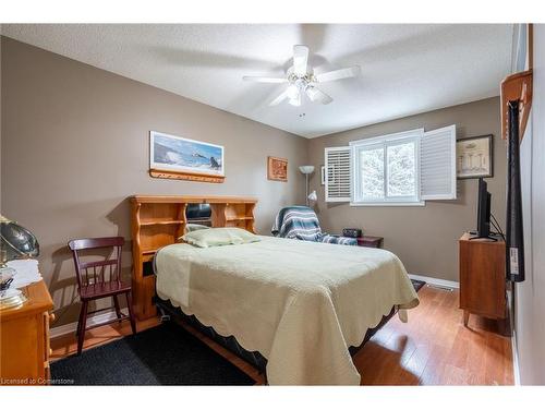 41 Jamieson Drive, Caledonia, ON - Indoor Photo Showing Bedroom