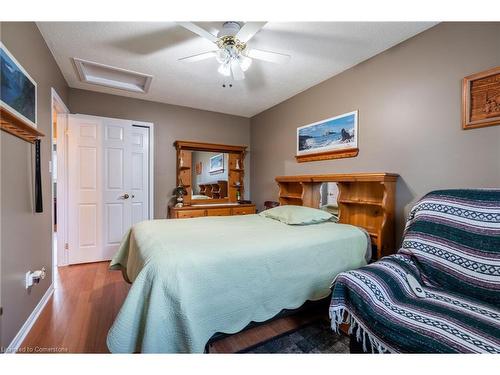 41 Jamieson Drive, Caledonia, ON - Indoor Photo Showing Bedroom