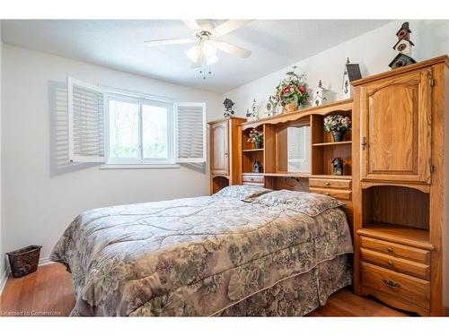 41 Jamieson Drive, Caledonia, ON - Indoor Photo Showing Bedroom