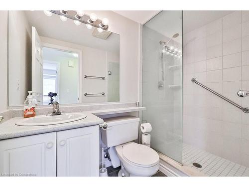 501-5188 Lakeshore Road, Burlington, ON - Indoor Photo Showing Bathroom