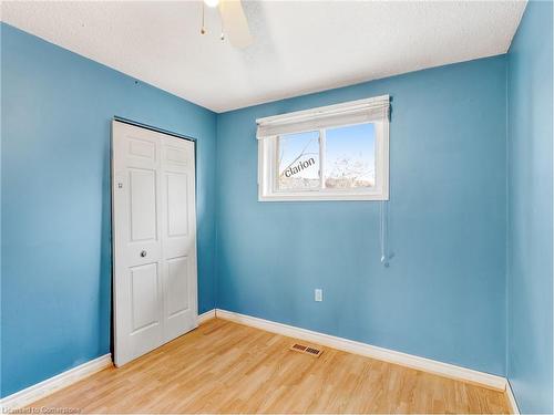 20 Glen Eden Court, Hamilton, ON - Indoor Photo Showing Other Room