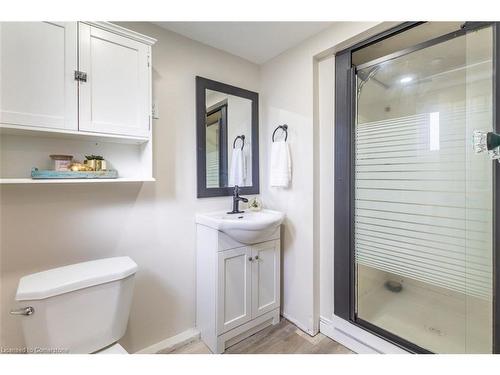 89 Dundee Drive, Caledonia, ON - Indoor Photo Showing Bathroom