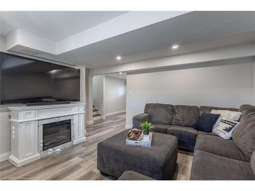 89 Dundee Drive, Caledonia, ON - Indoor Photo Showing Living Room With Fireplace