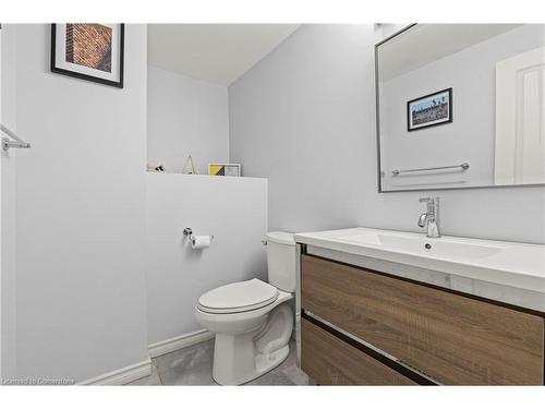 55 Albert Street W, Thorold, ON - Indoor Photo Showing Bathroom