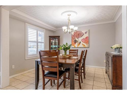 113 Dulgaren Street, Hamilton, ON - Indoor Photo Showing Dining Room