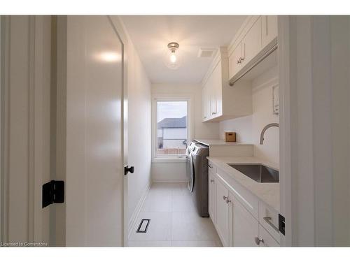 81 Homestead Way, Thorold, ON - Indoor Photo Showing Kitchen