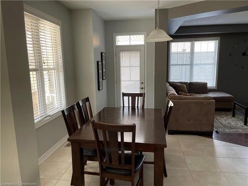 310 Spring Creek Drive, Waterdown, ON - Indoor Photo Showing Dining Room