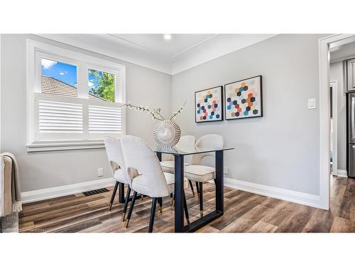 1036 Cedarwood Place, Burlington, ON - Indoor Photo Showing Dining Room