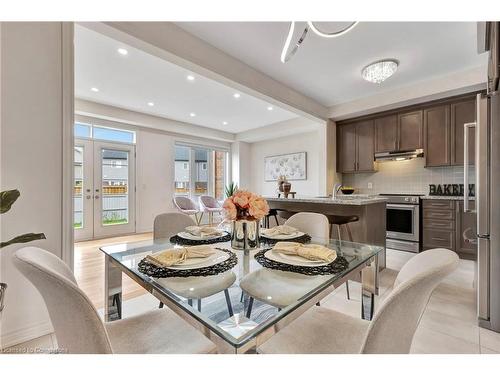 317 Raymond Road, Ancaster, ON - Indoor Photo Showing Dining Room