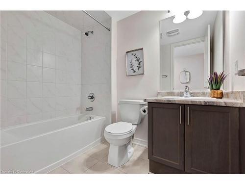 317 Raymond Road, Ancaster, ON - Indoor Photo Showing Bathroom