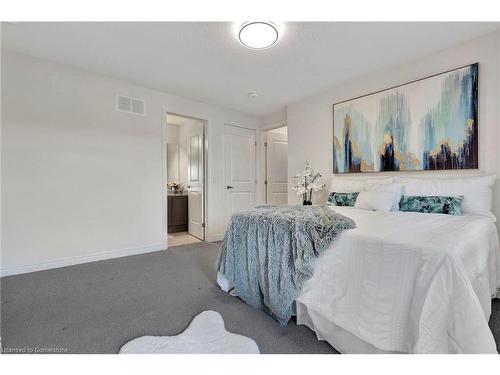 317 Raymond Road, Ancaster, ON - Indoor Photo Showing Bedroom