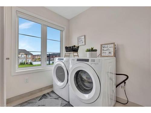 317 Raymond Road, Ancaster, ON - Indoor Photo Showing Laundry Room