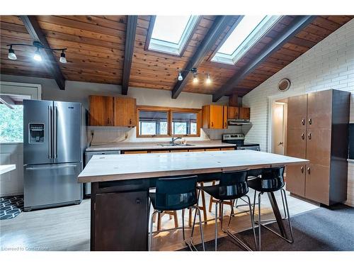 60 Atkinson Boulevard, Dundas, ON - Indoor Photo Showing Kitchen With Double Sink