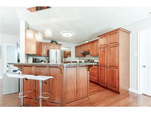 4 Forest Wood Drive, Port Dover, ON - Indoor Photo Showing Kitchen