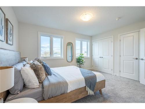 210-2620 Binbrook Road E, Binbrook, ON - Indoor Photo Showing Bedroom