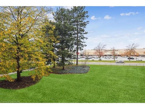 206-700 Dynes Road, Burlington, ON - Outdoor With View