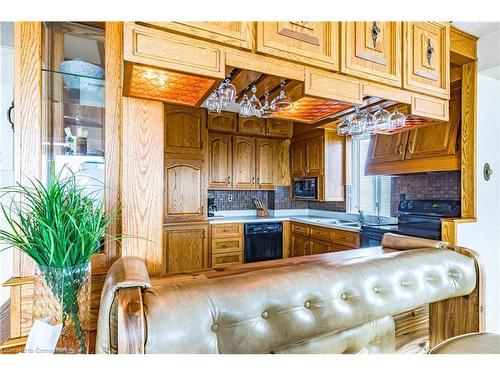 1808-301 Frances Avenue, Stoney Creek, ON - Indoor Photo Showing Kitchen