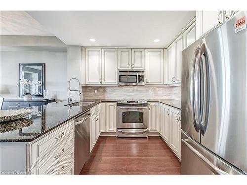 1202-551 Maple Avenue, Burlington, ON - Indoor Photo Showing Kitchen With Stainless Steel Kitchen With Upgraded Kitchen