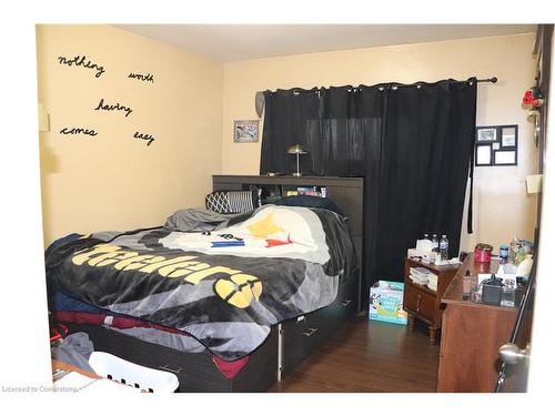 701 Limeridge Road E, Hamilton, ON - Indoor Photo Showing Bedroom