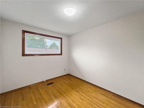 122 Glen Forest Drive, Hamilton, ON - Indoor Photo Showing Other Room