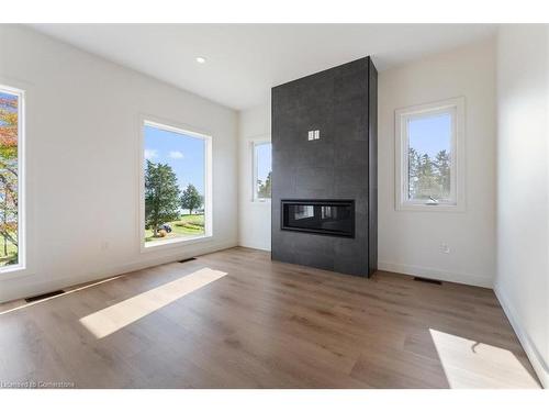 11435 Morgans Point Road, Wainfleet, ON - Indoor Photo Showing Living Room With Fireplace