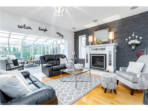 40 Bartok Crescent, Port Colborne, ON - Indoor Photo Showing Living Room With Fireplace