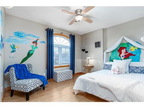 40 Bartok Crescent, Port Colborne, ON - Indoor Photo Showing Bedroom