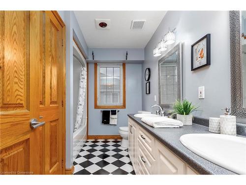 40 Bartok Crescent, Port Colborne, ON - Indoor Photo Showing Bathroom