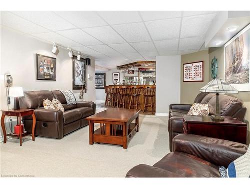 40 Bartok Crescent, Port Colborne, ON - Indoor Photo Showing Living Room