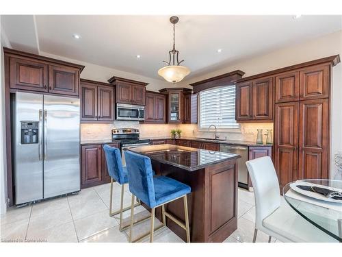 7 Meadowlark Drive, Port Colborne, ON - Indoor Photo Showing Kitchen