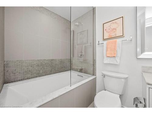 520-3500 Lakeshore Road W, Oakville, ON - Indoor Photo Showing Bathroom