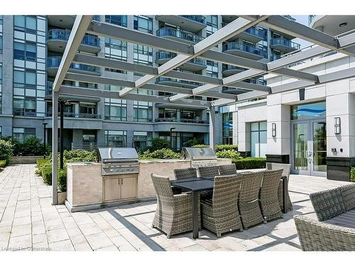 520-3500 Lakeshore Road W, Oakville, ON - Outdoor With Facade