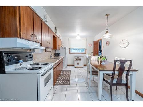 261 Jackson Street W, Hamilton, ON - Indoor Photo Showing Kitchen