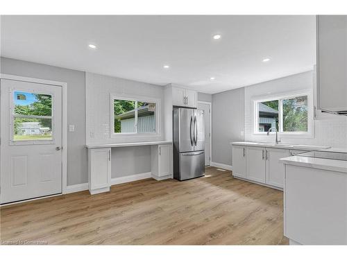 2940 3 Highway, Port Colborne, ON - Indoor Photo Showing Kitchen